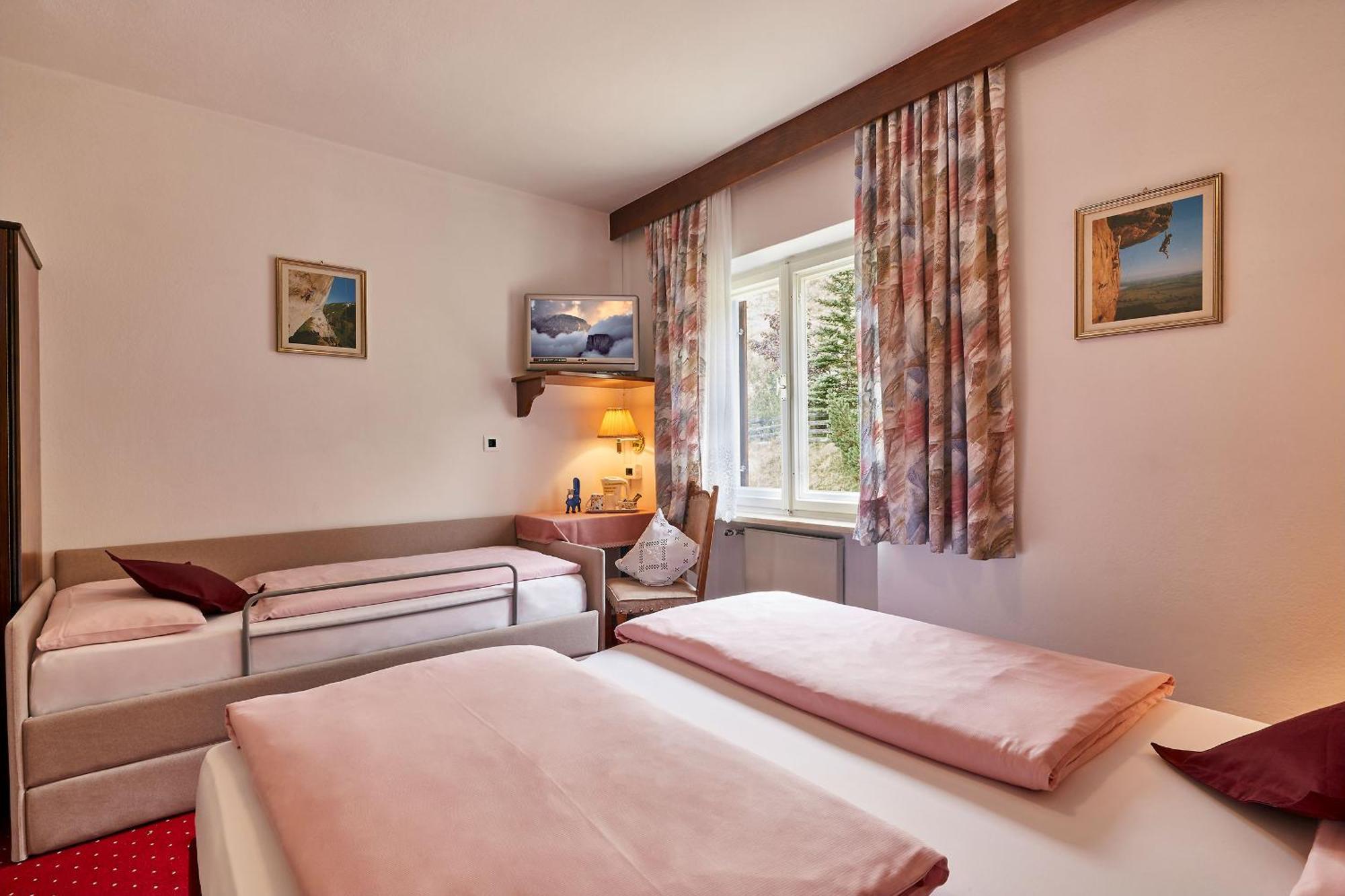 Hotel Maria Corvara Zewnętrze zdjęcie